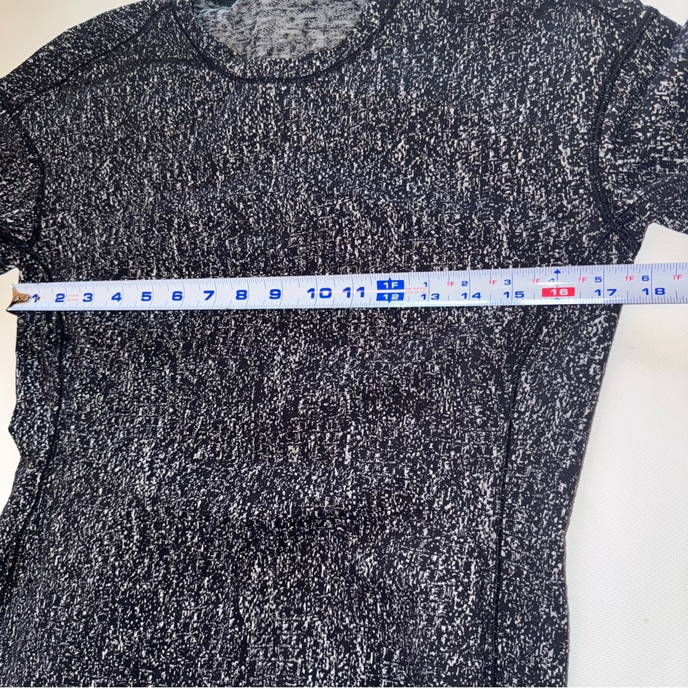 Lululemon Outrun Long Sleeve Suited Print White Black - Picture 4 of 9